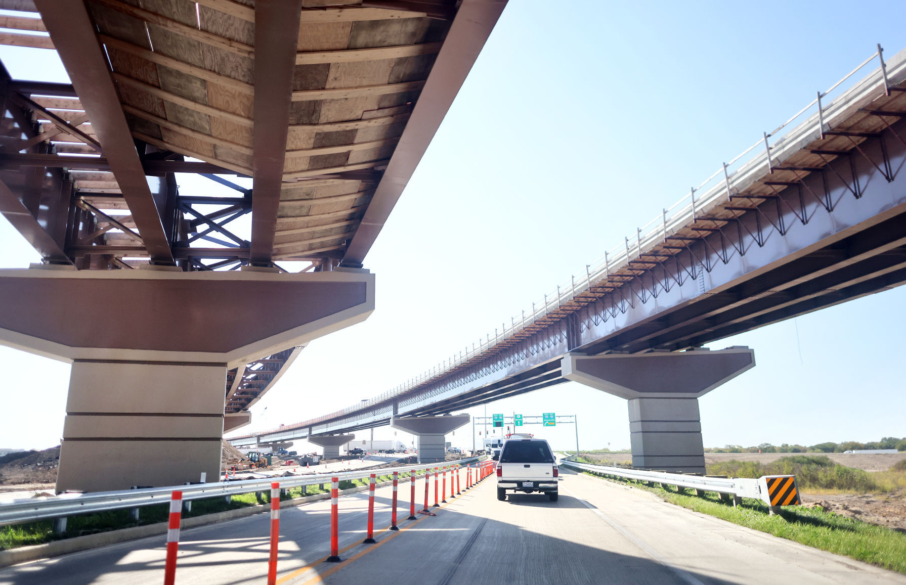 JVG_210917_INTERSTATE03